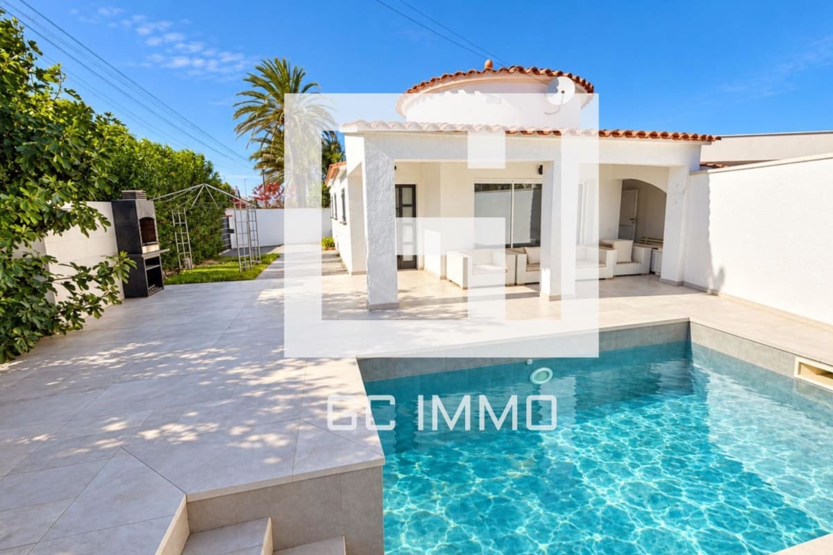 Casa o chalet en venta en Empuriabrava — 1