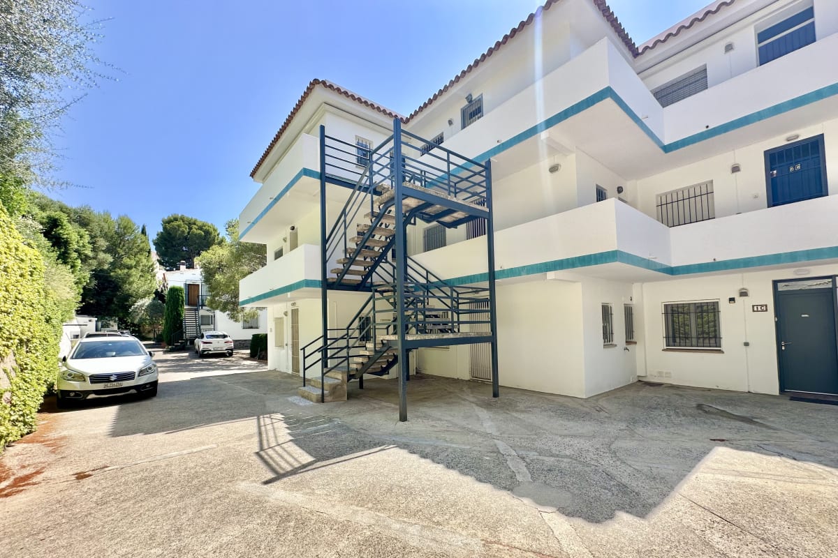 Piso con licencia turistica y parking en Almadrava  — 24