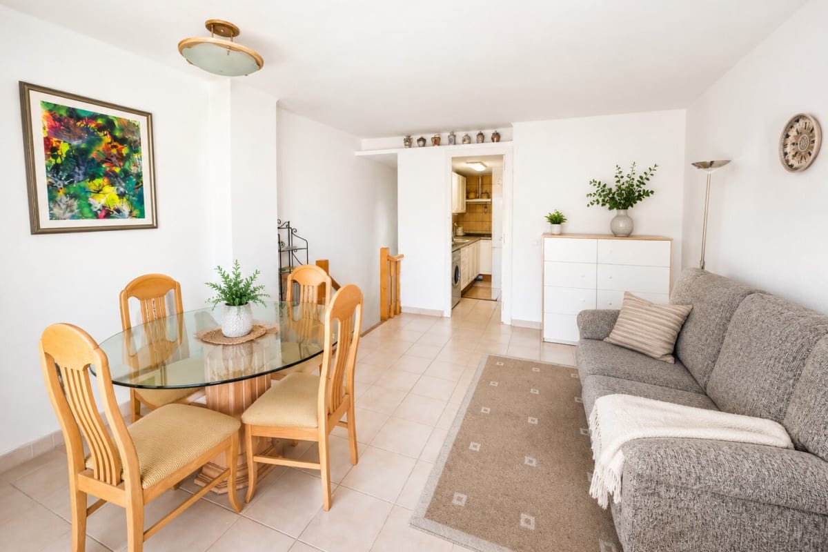 ÁTICO DUPLEX A 100 M DE LA PLAYA  CON ASCENSOR  — 12