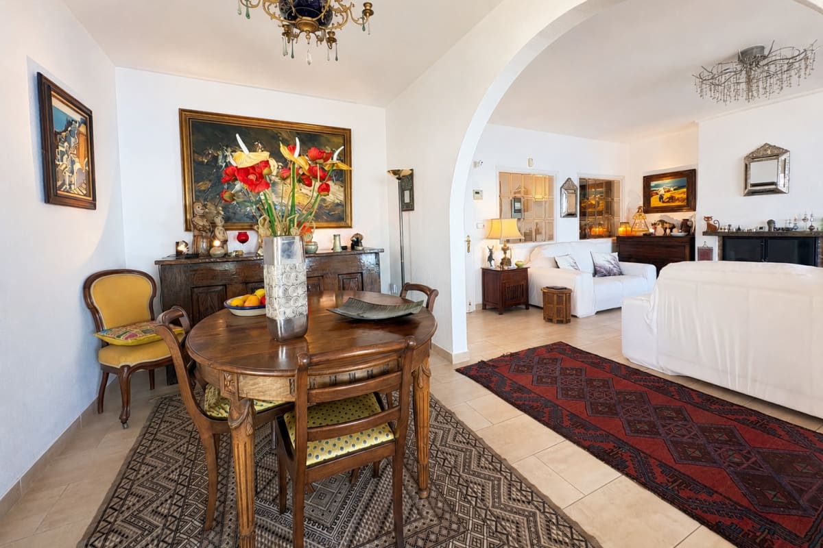 Casa única con vistas panorámicas al mar en el Puig Rom — 38