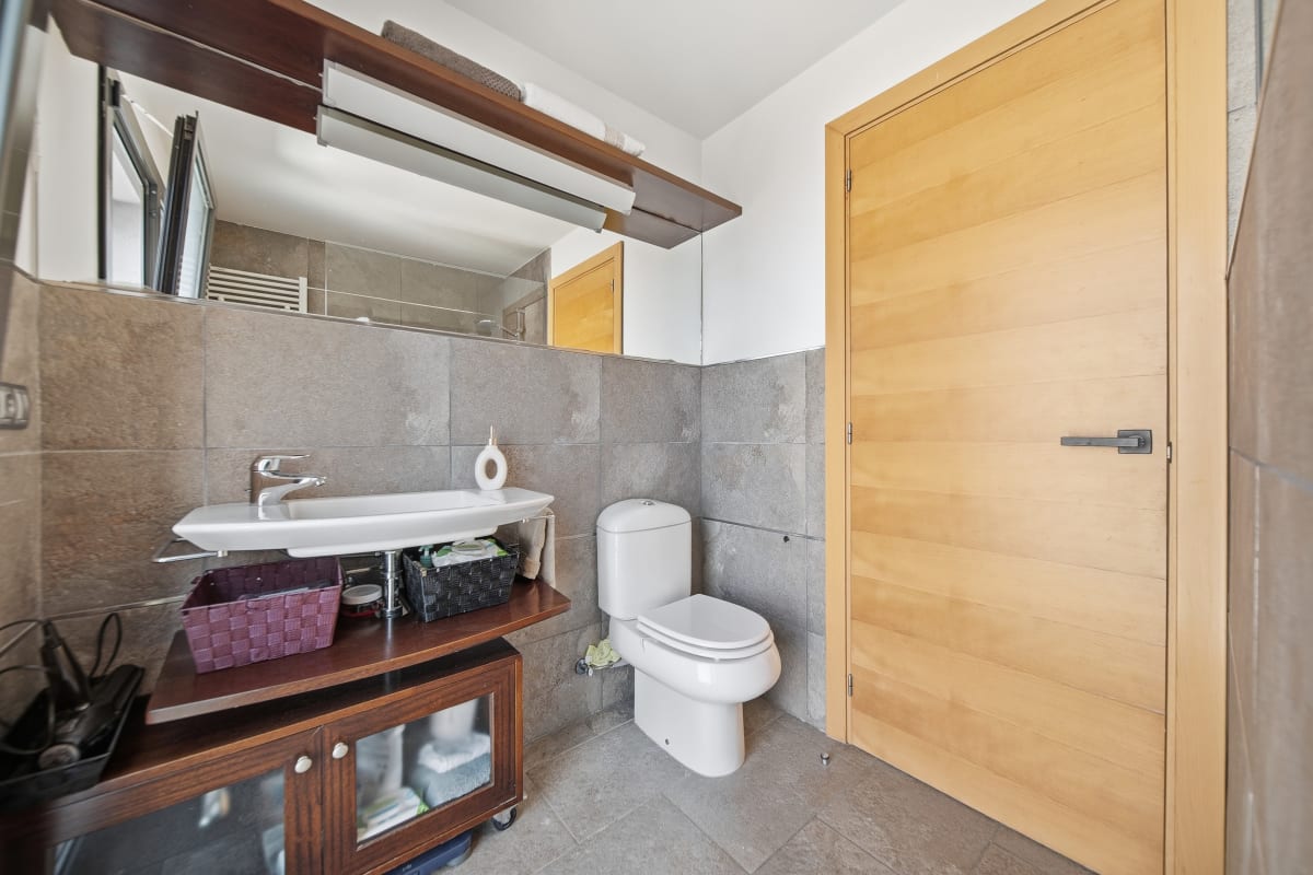 Casa en pleno centro de Roses con jardín y piscina comunitaria — 12