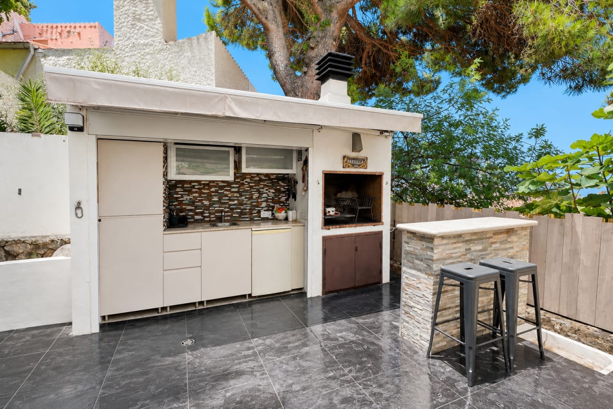 Apartamento muy amplio en Canyelles — 24