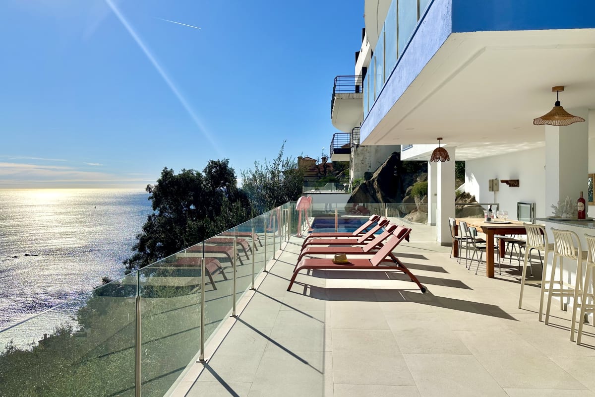 Espectacular villa en Canyelles con vistas al mar — 9