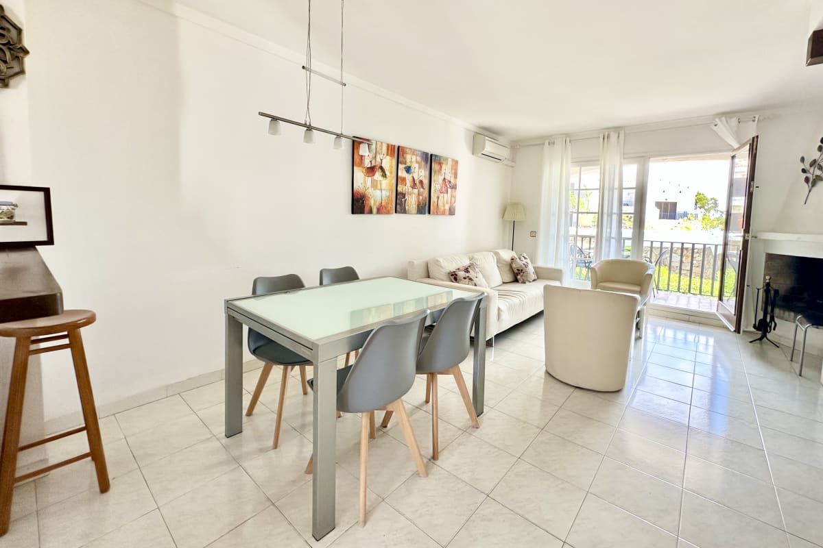 Casa con licencia turistica y piscina — 27