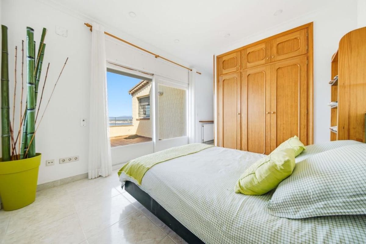 Casa con piscina con vistas panorámicas a la bahía de roses  — 34