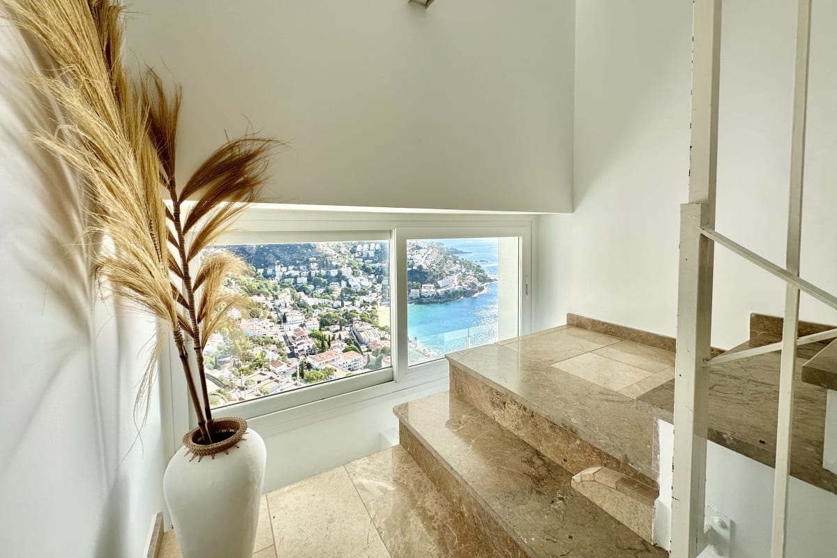 Espectacular villa en Canyelles con vistas al mar — 25