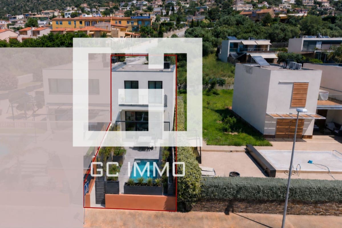 CASA DE OBRA NUEVA CON PISCINA Y INCREIBLES VISTAS — 1