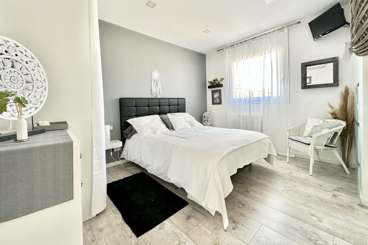 Espectacular casa con piscina en el centro de Empuriabrava — 27