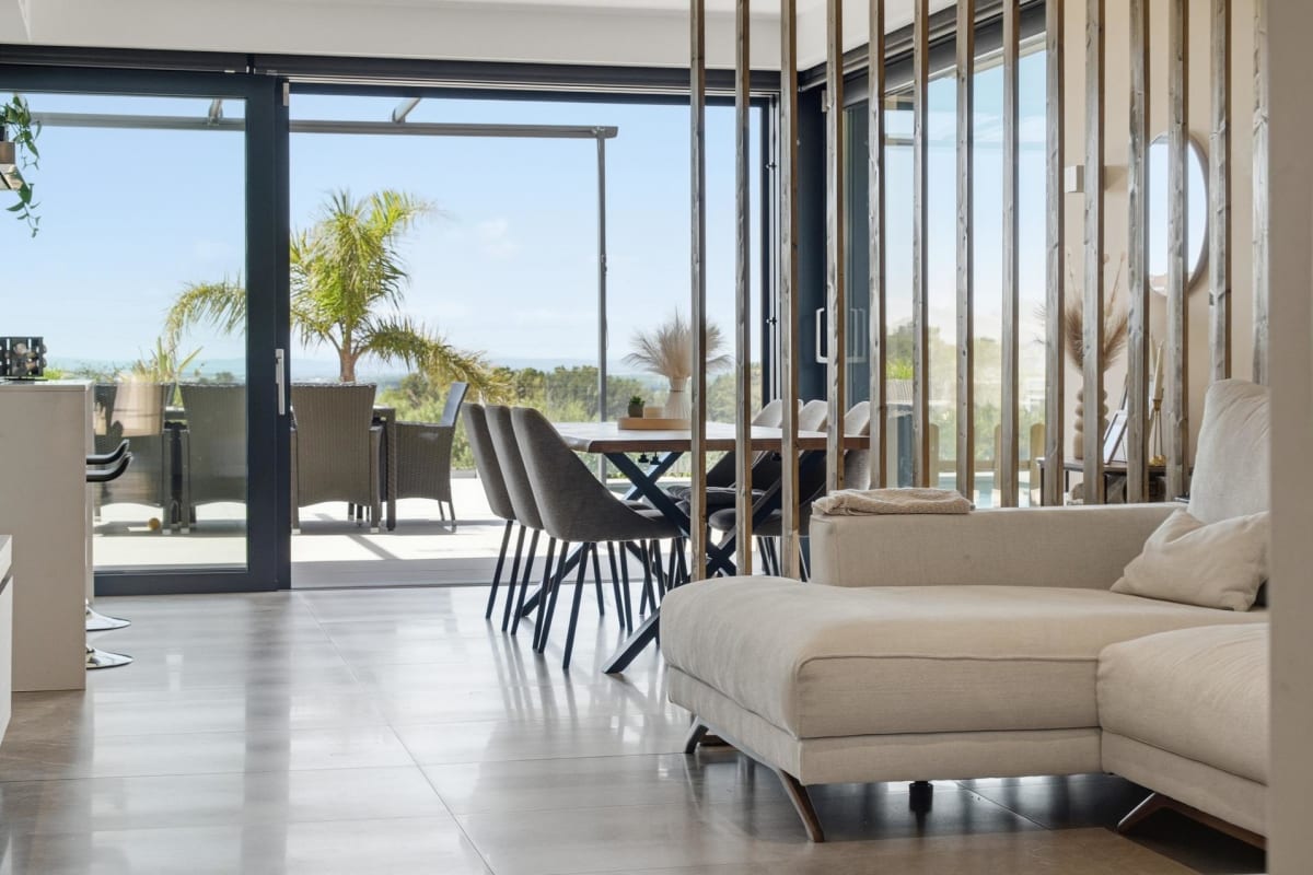 CASA CON PISCINA Y ACABADOS DE ALTA CALIDAD CON VISTAS PANORÁMICAS — 39