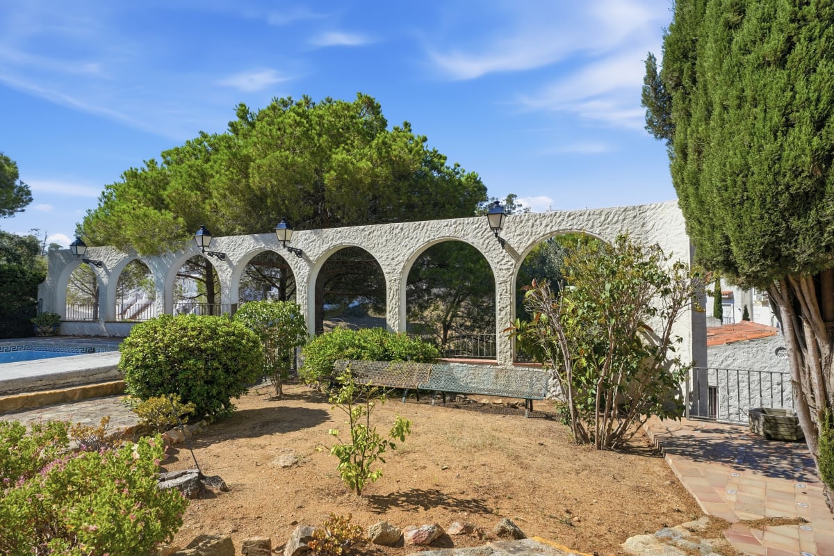 Chalet independiente en el Puigrom con vistas a la bahía  — 27