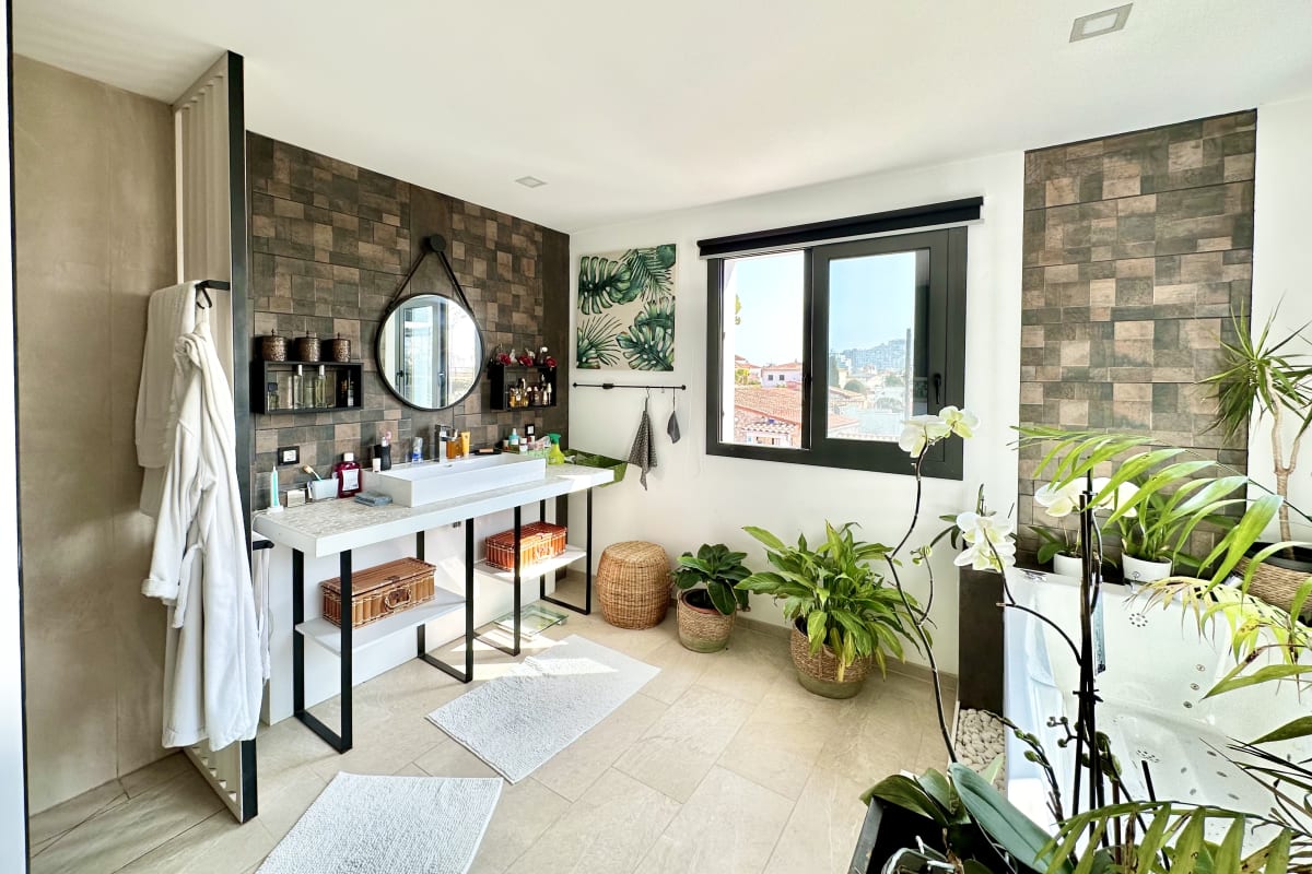 Espectacular casa con piscina en el centro de Empuriabrava — 22