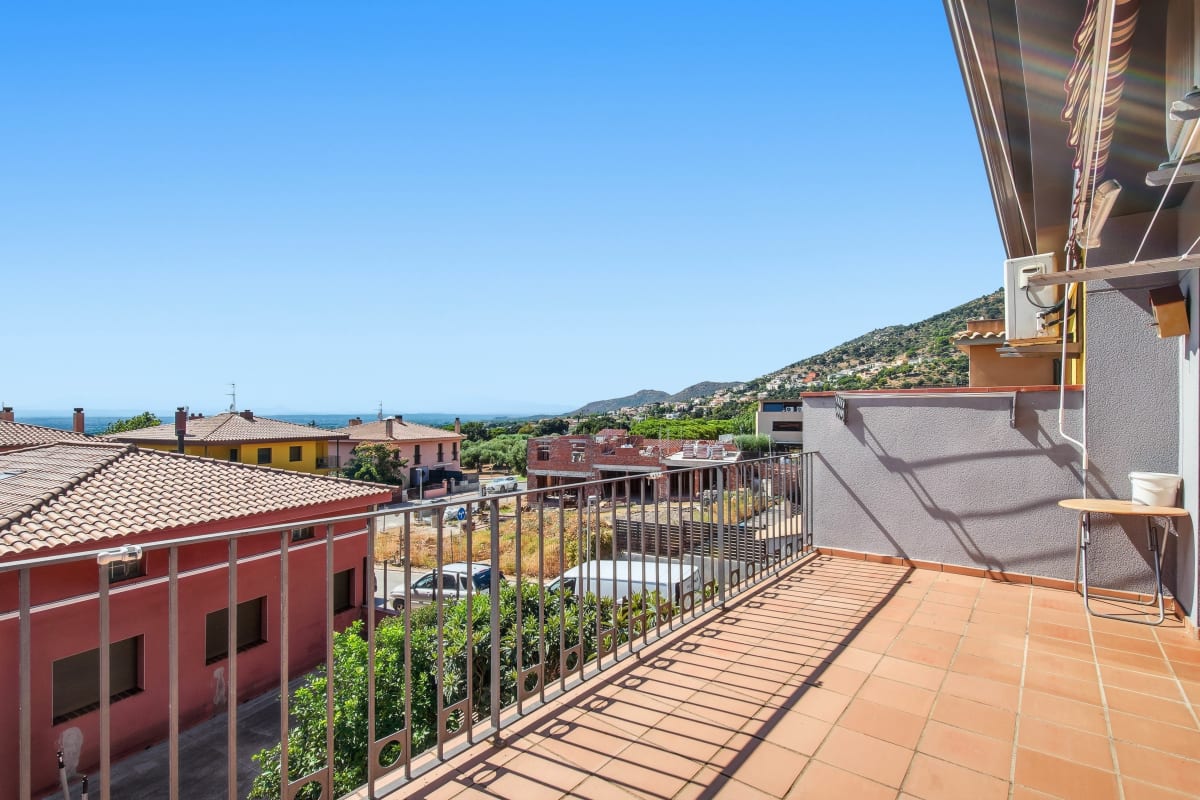 Chalet adosado en venta en Palau Savardera  — 12