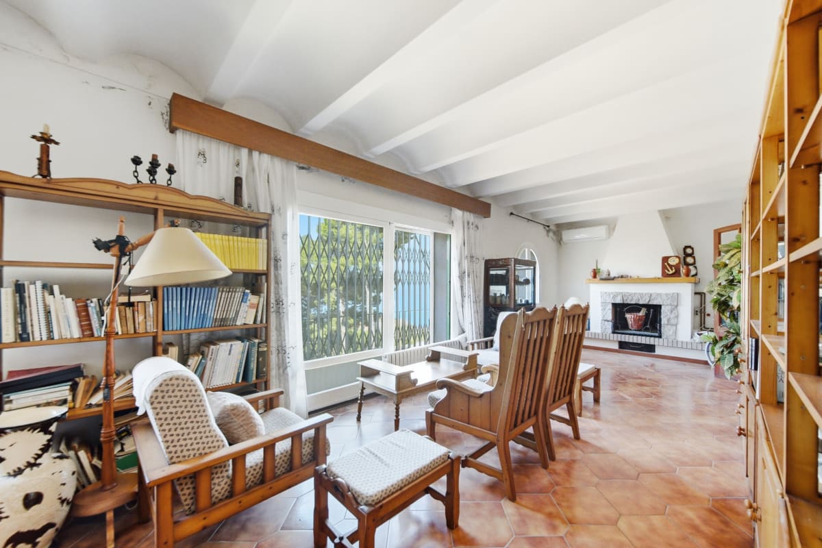 Chalet independiente en el Puigrom con vistas a la bahía  — 17