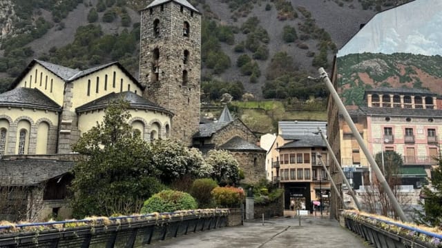 Cómo Matricular un Coche en Andorra: Guía Completa 2025