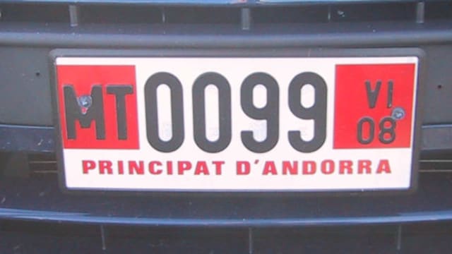 Placas MT de Andorra: la forma más fácil de tener un coche en Europa sin residencia