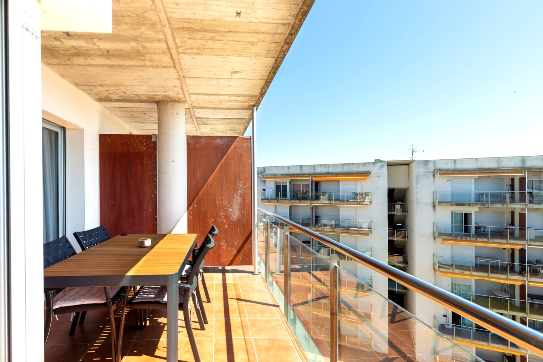BONITO APARTAMENTO CON TERRAZA PISCINA COMUNITARIA Y PARKING EN SANTA MARGARITA — 5