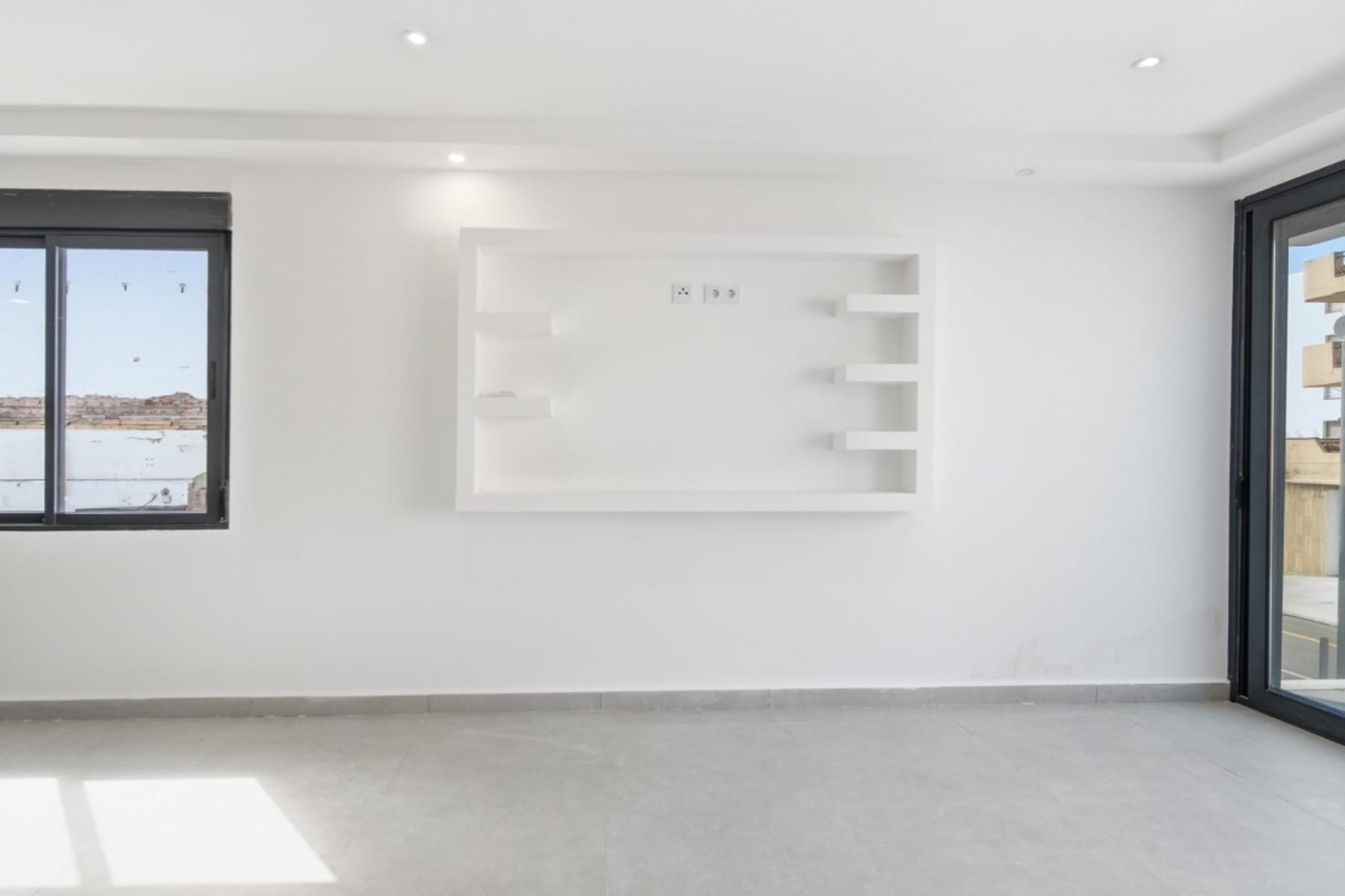 Chalet independiente en venta en Calle de la Roca Negra — 10