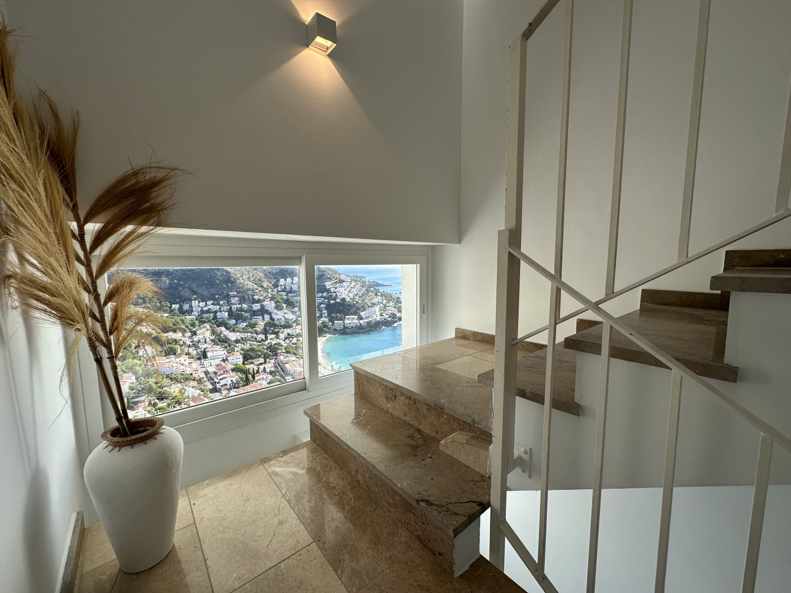 Espectacular villa en Canyelles con vistas al mar — 26