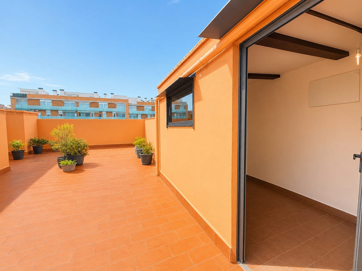 ACOJEDOR APARTAMENTO SITUADO EN EXCELENTE UBICACIÓN EN ROSES — 16
