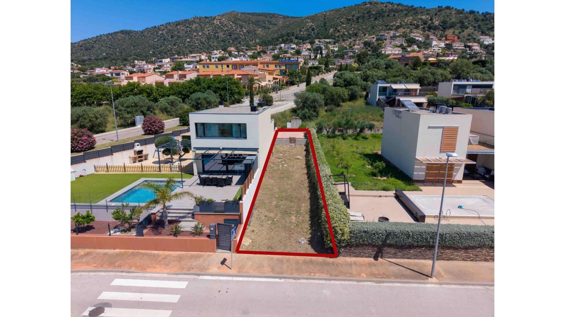 CASA DE OBRA NUEVA CON PISCINA EN PALAU CON INCREIBLES VISTAS  — 3