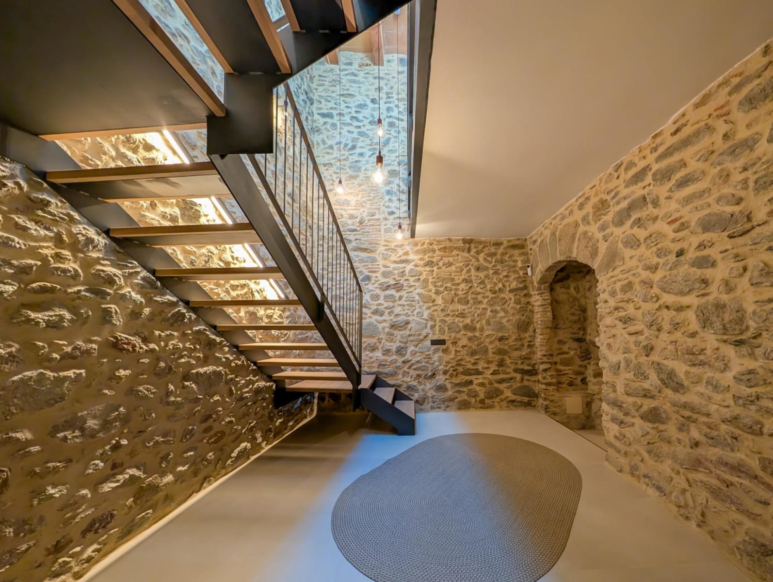 Chalet independiente en venta en Palau Savardera — 31