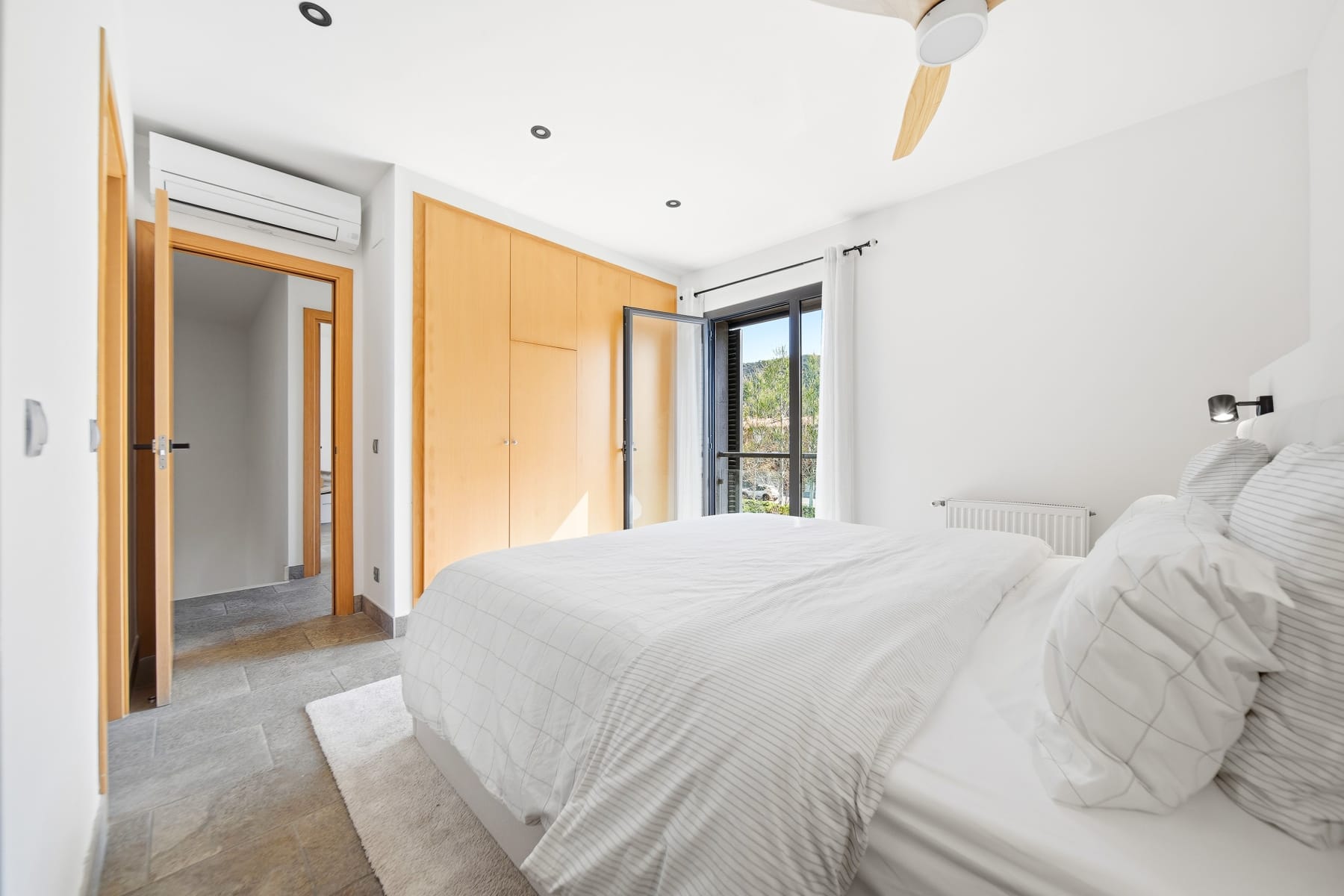 Casa en pleno centro de Roses con jardín y piscina comunitaria — 10