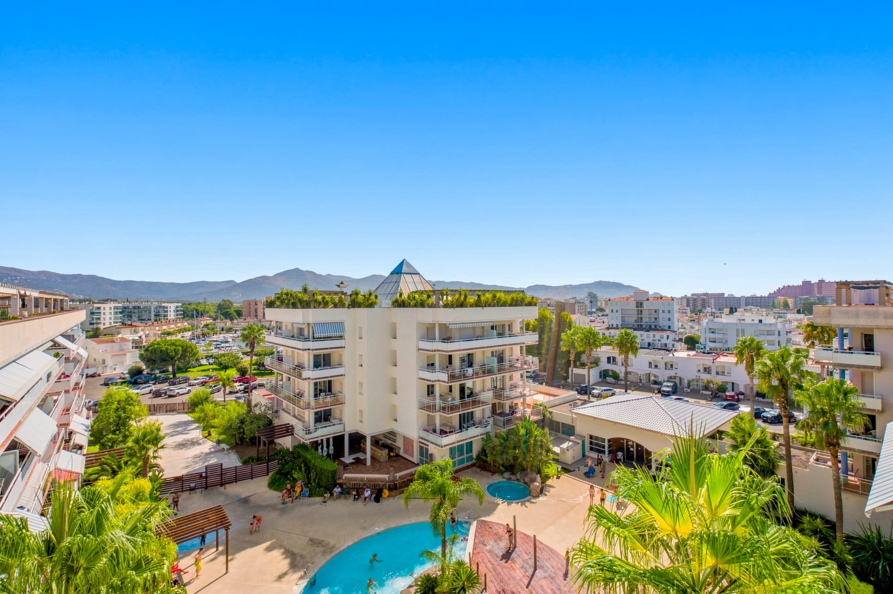 Espectacular ático en venta en Port Canigó — 27