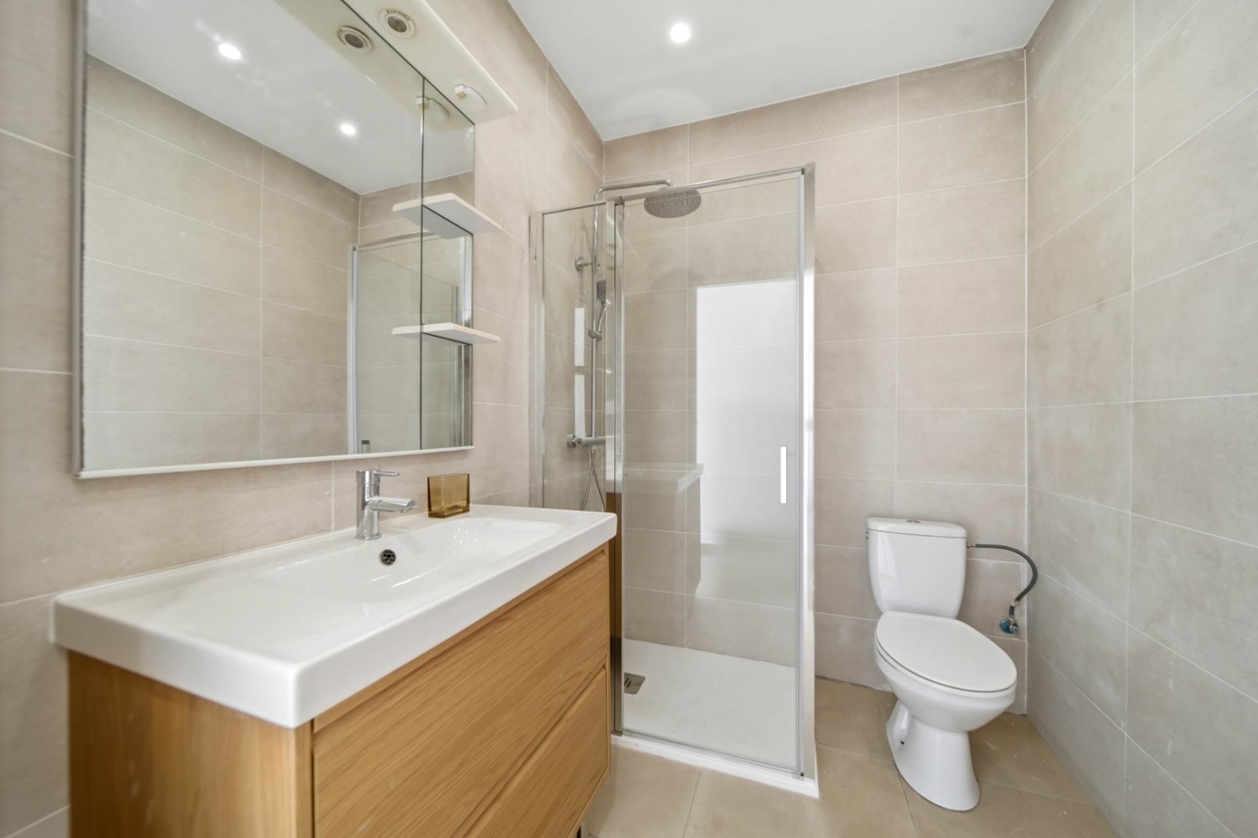 Piso en De La Roca Llarga, 7 — 25