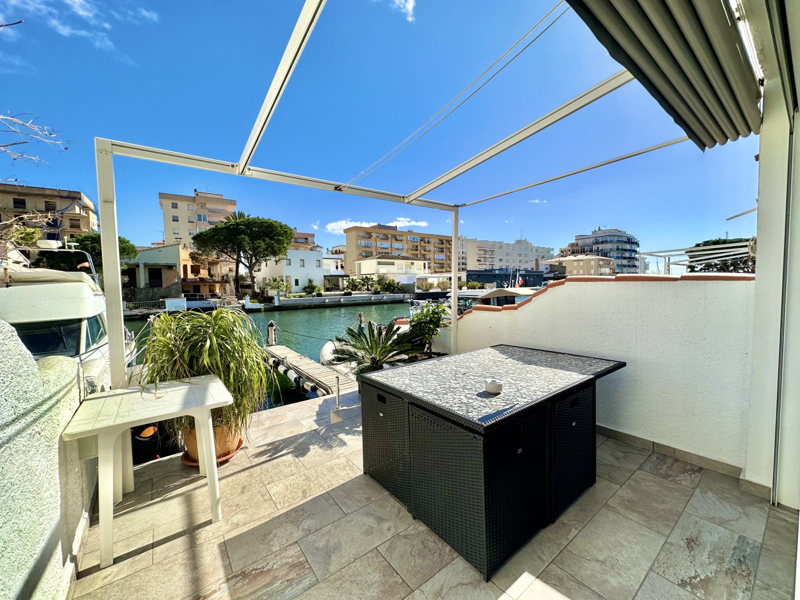 Casa con amarre privado y garaje en Santa Margarita — 9