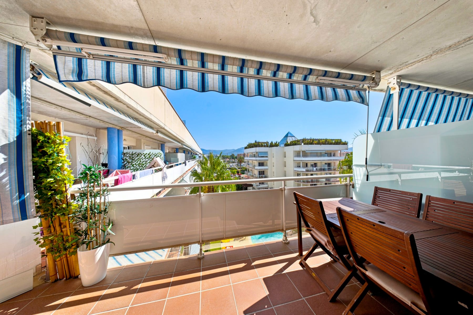 Espectacular ático en venta en Port Canigó — 23