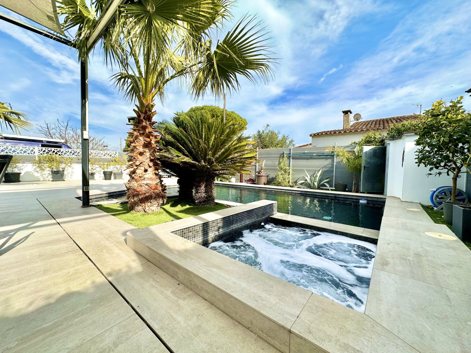 Espectacular casa con piscina en el centro de Empuriabrava — 44