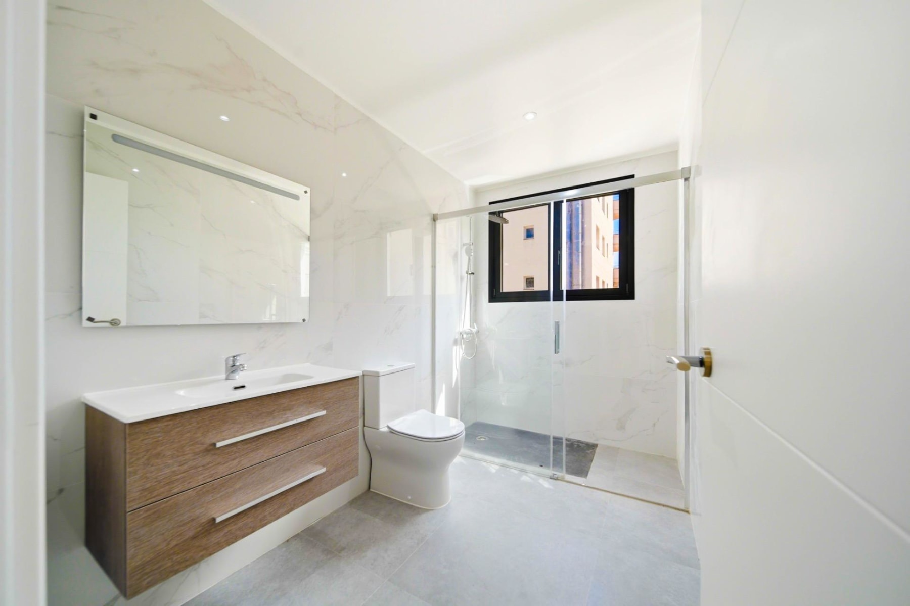 Chalet independiente en venta en Calle de la Roca Negra — 16