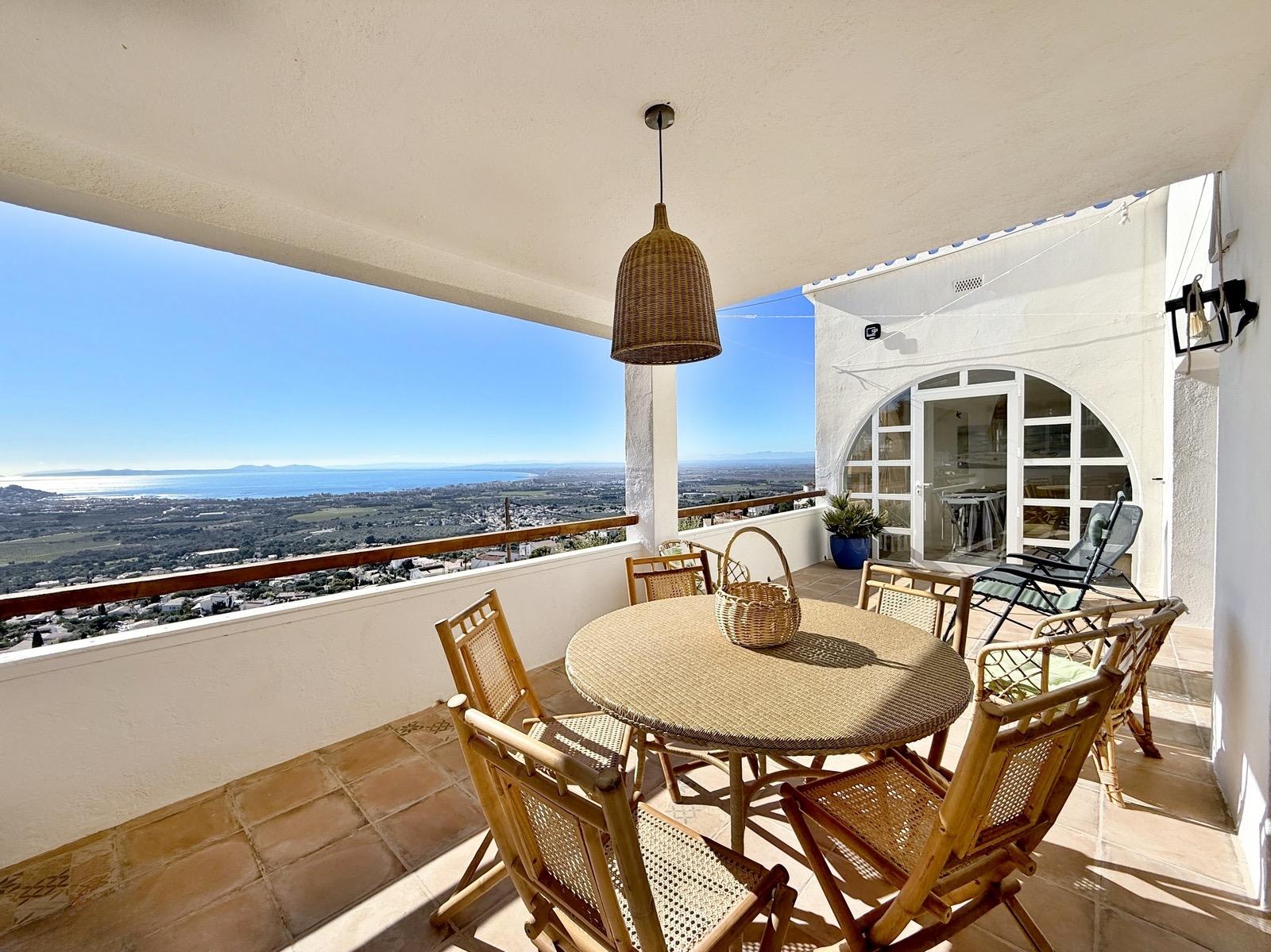 Villa con espectaculares vistas a la bahía de Roses y piscina privada — 27