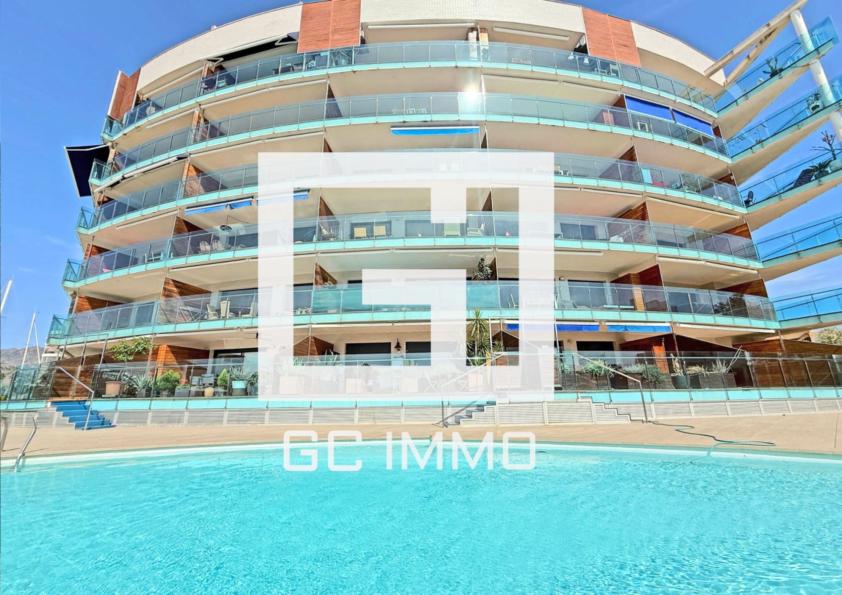 Espectacular apartamento con piscina en Santa Margarita — 1