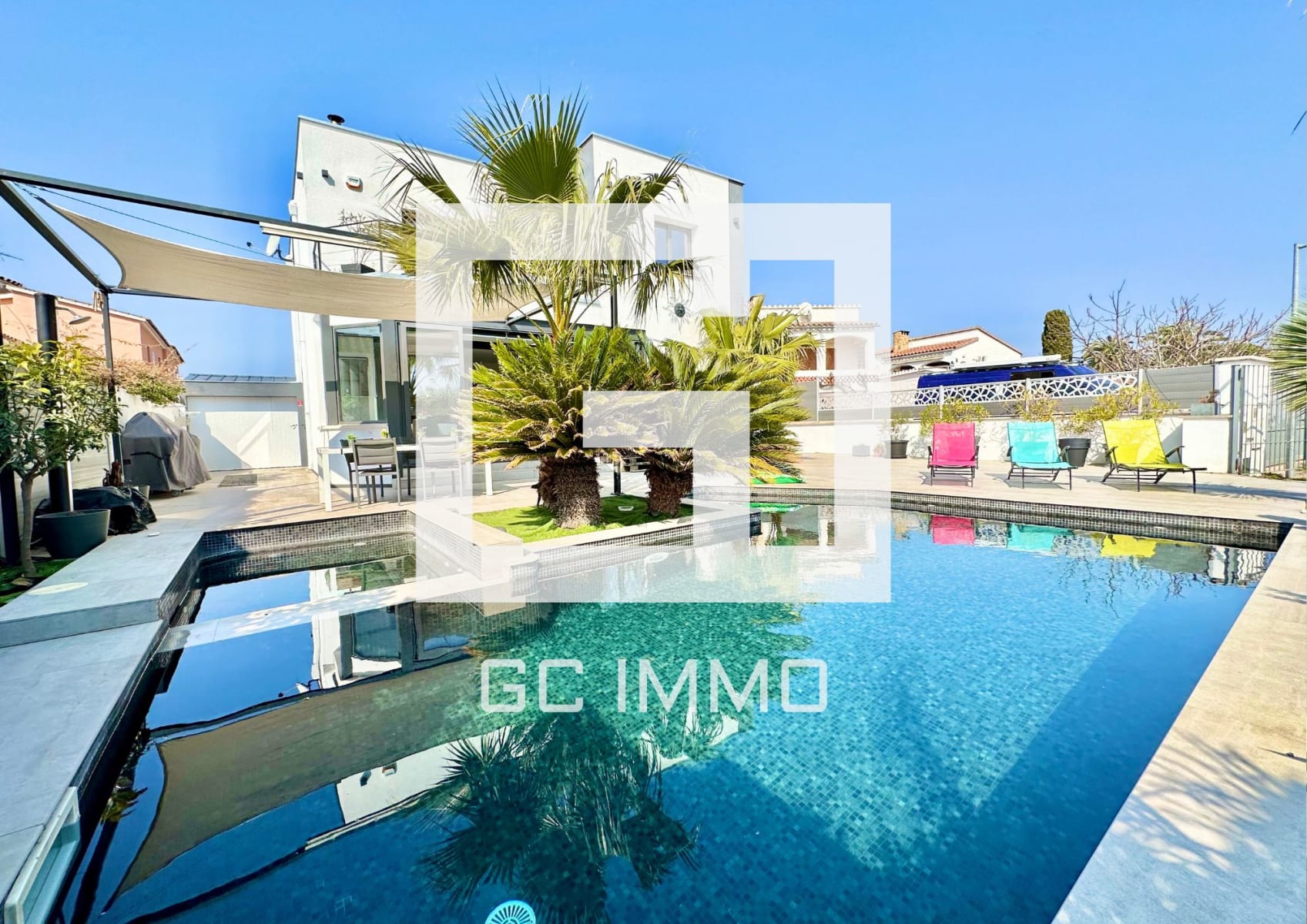 Espectacular casa con piscina en el centro de Empuriabrava — 1