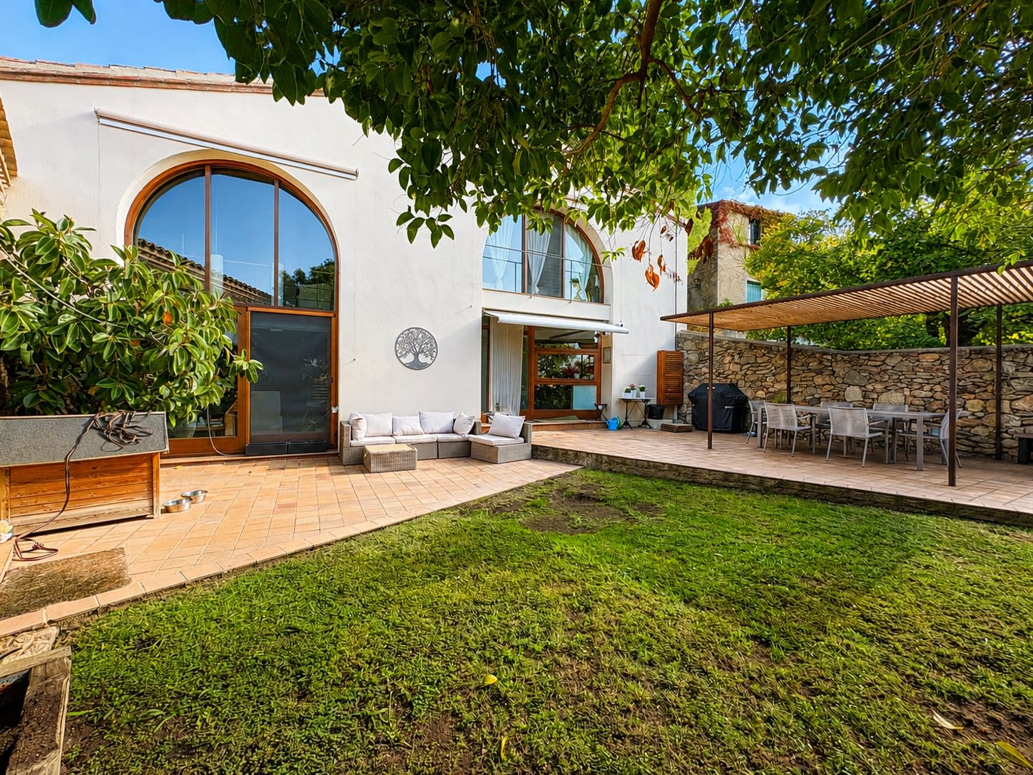 ESPECTACULAR CASA EN EL CENTRO DE PALAU SAVARDERA — 15