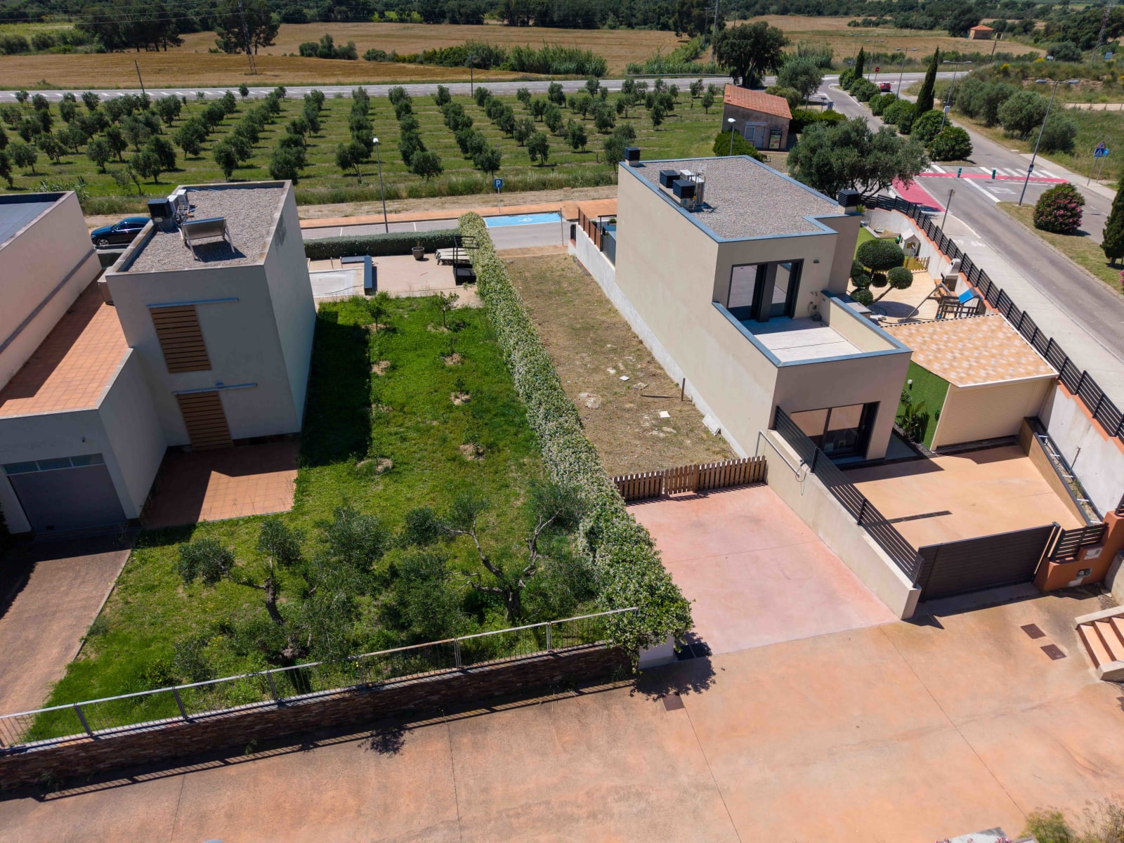 Terreno edificable en Palau-saverdera con vistas espectaculares y bajo coste de construcción — 10