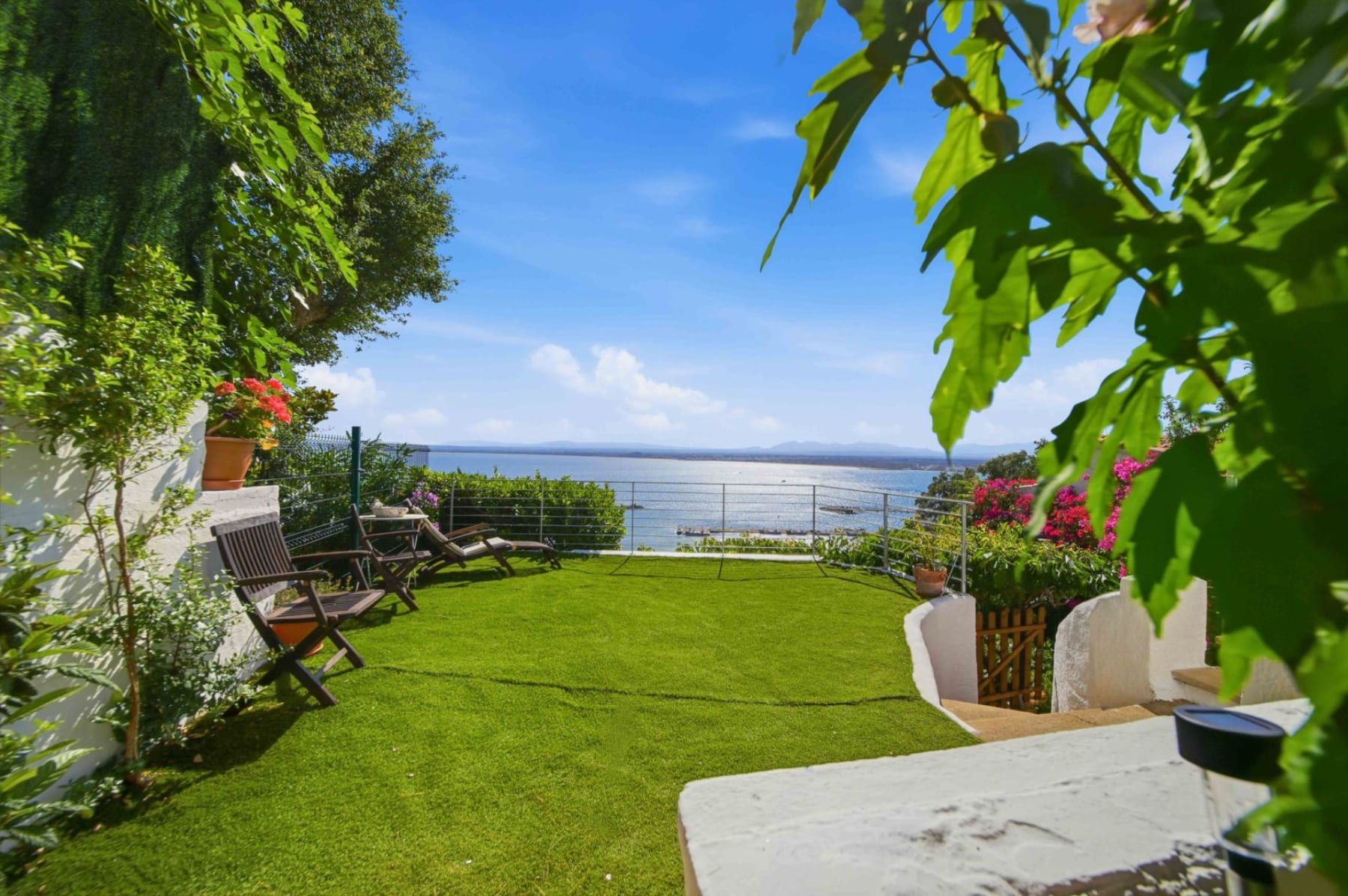 Casa en Puig Rom con vistas panorámicas a la bahía de Roses — 41