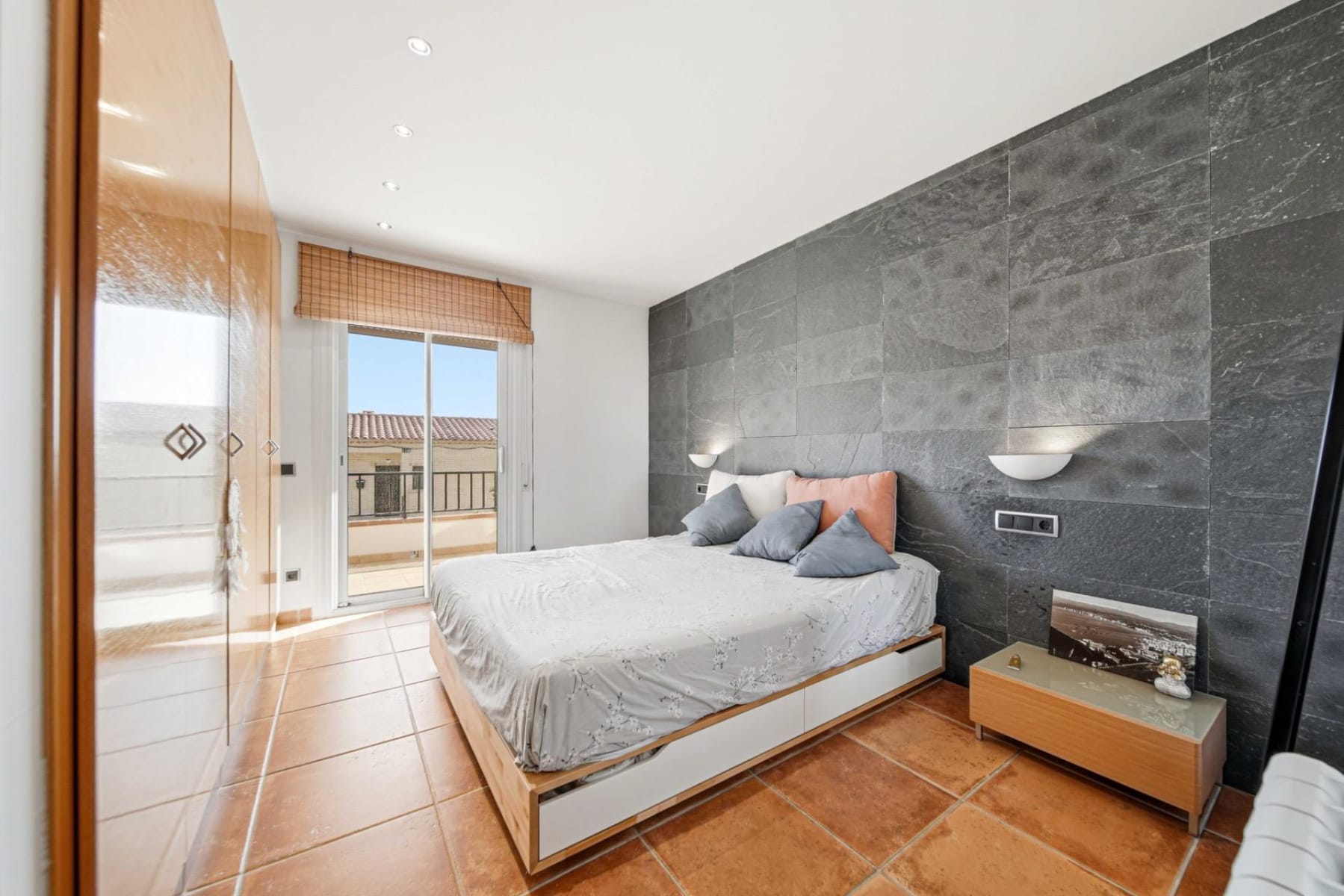 Casa en Puig Rom con vistas panorámicas a toda la bahía de Roses — 11