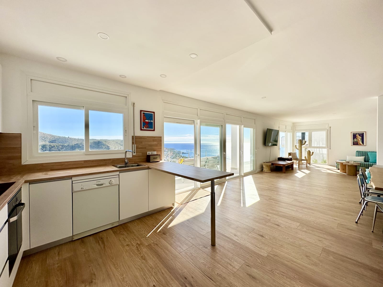 Espectacular villa en Canyelles con vistas al mar — 23