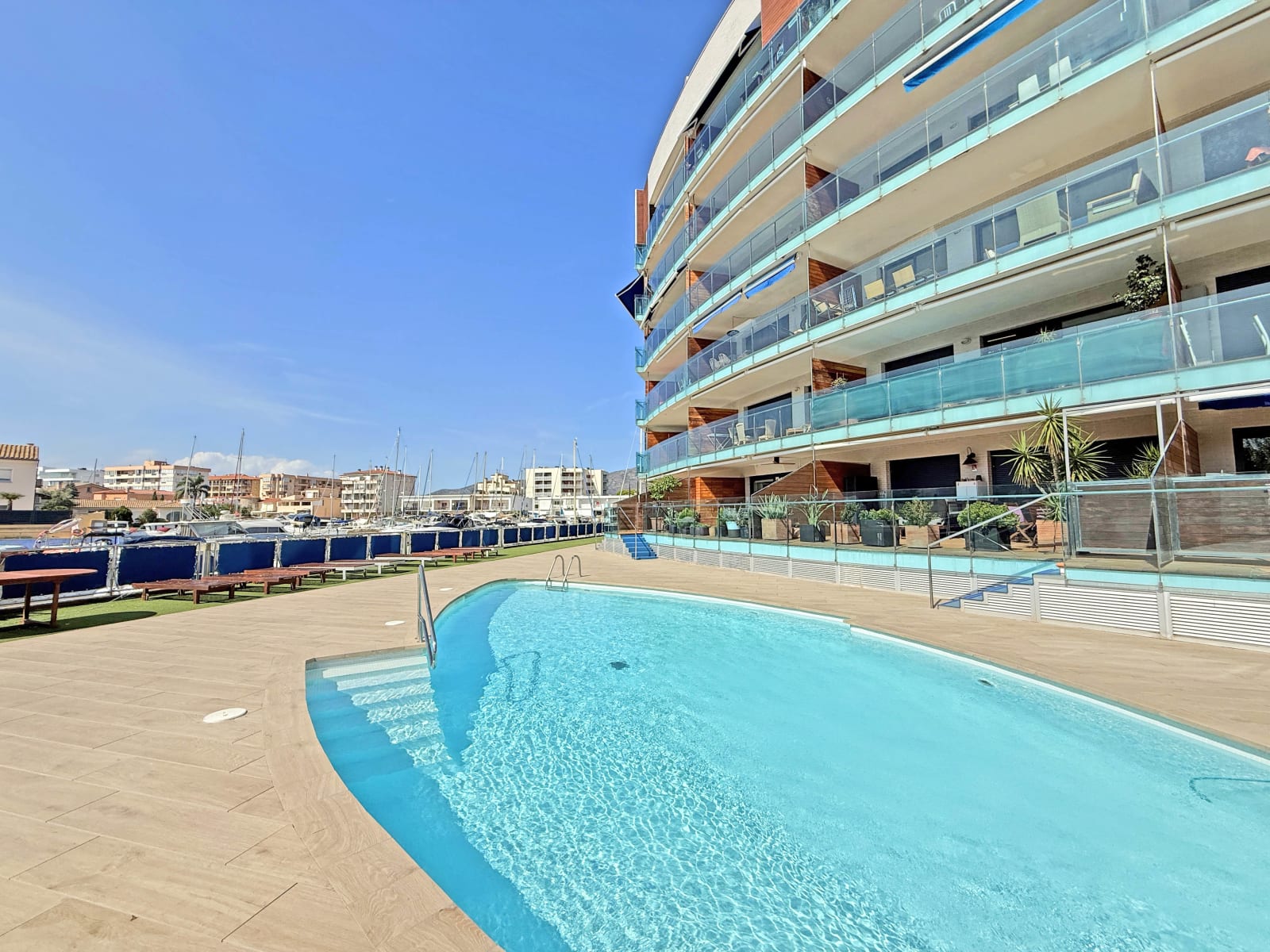 Espectacular apartamento con piscina en Santa Margarita — 79