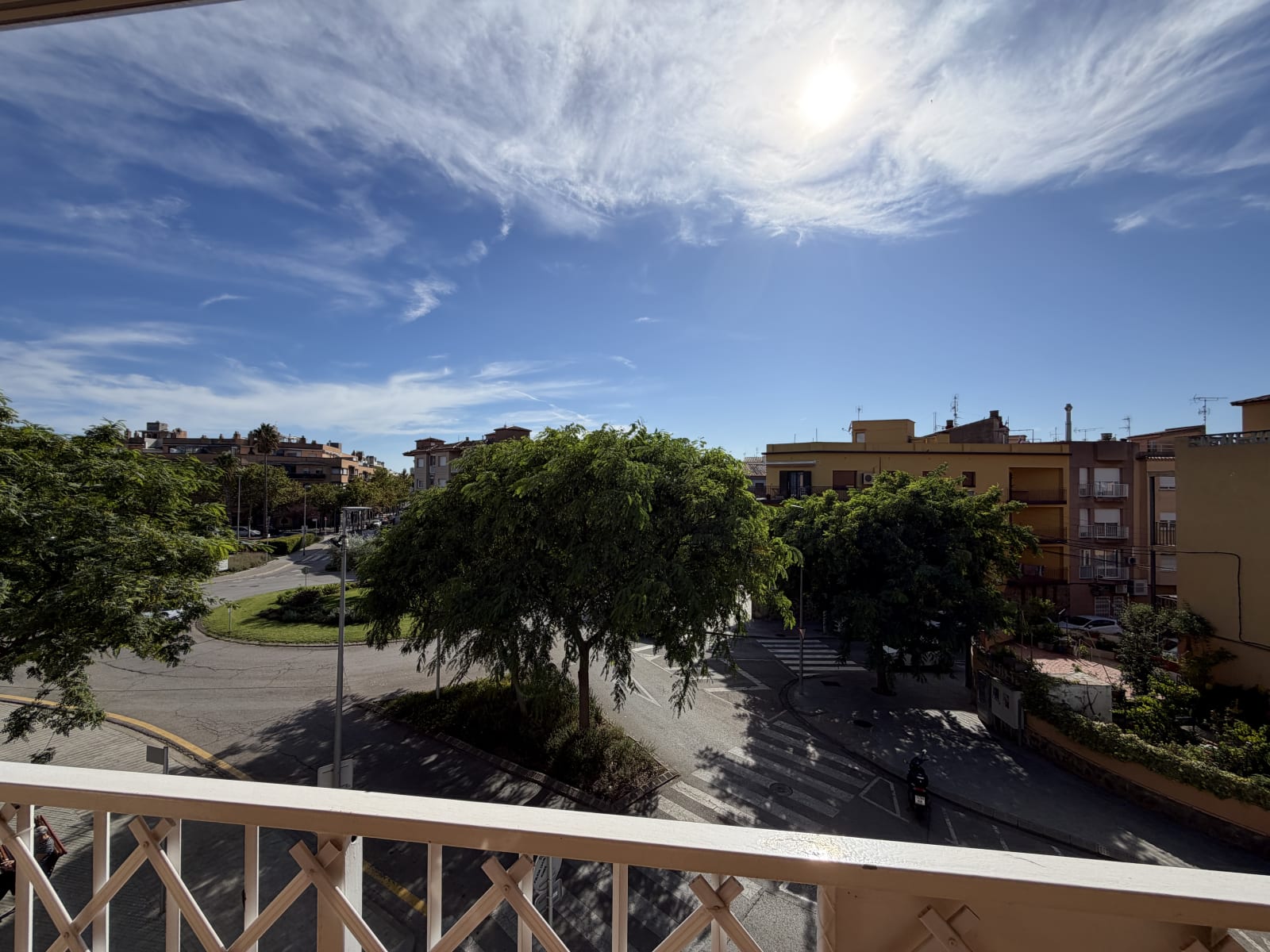 Piso reformado con gran espacio exterior en el centro de Roses — 9