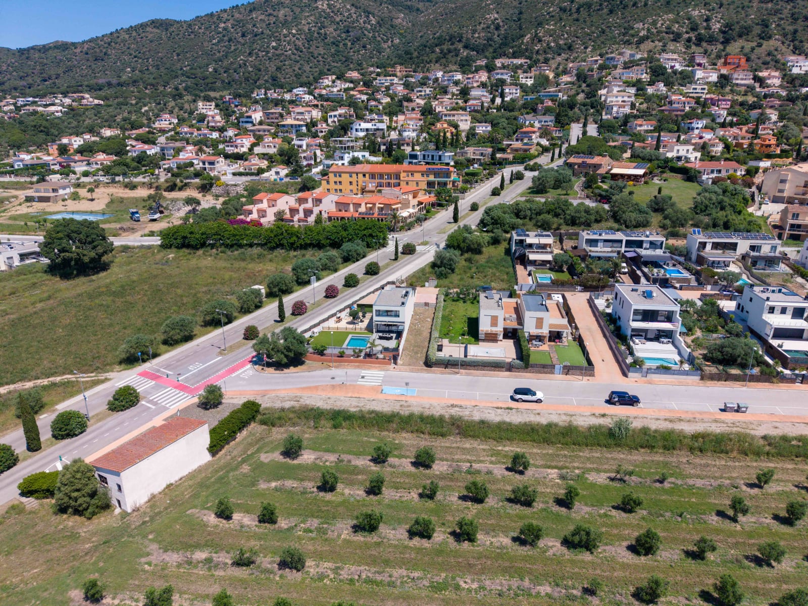 Terreno edificable en Palau-saverdera con vistas espectaculares y bajo coste de construcción — 17