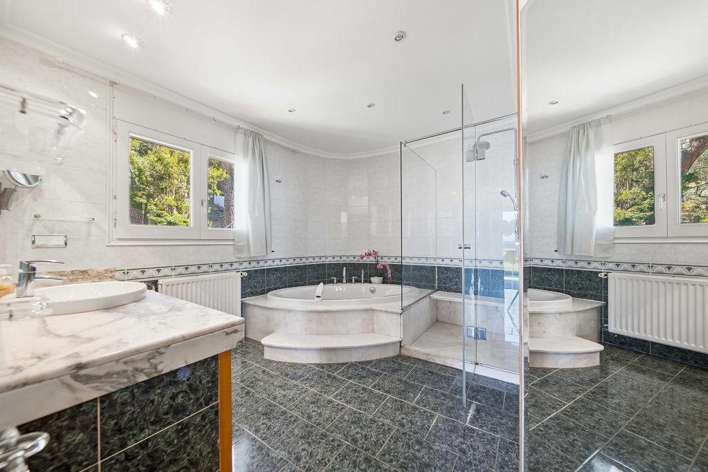 Casa con piscina con vistas panorámicas a la bahía de roses  — 27