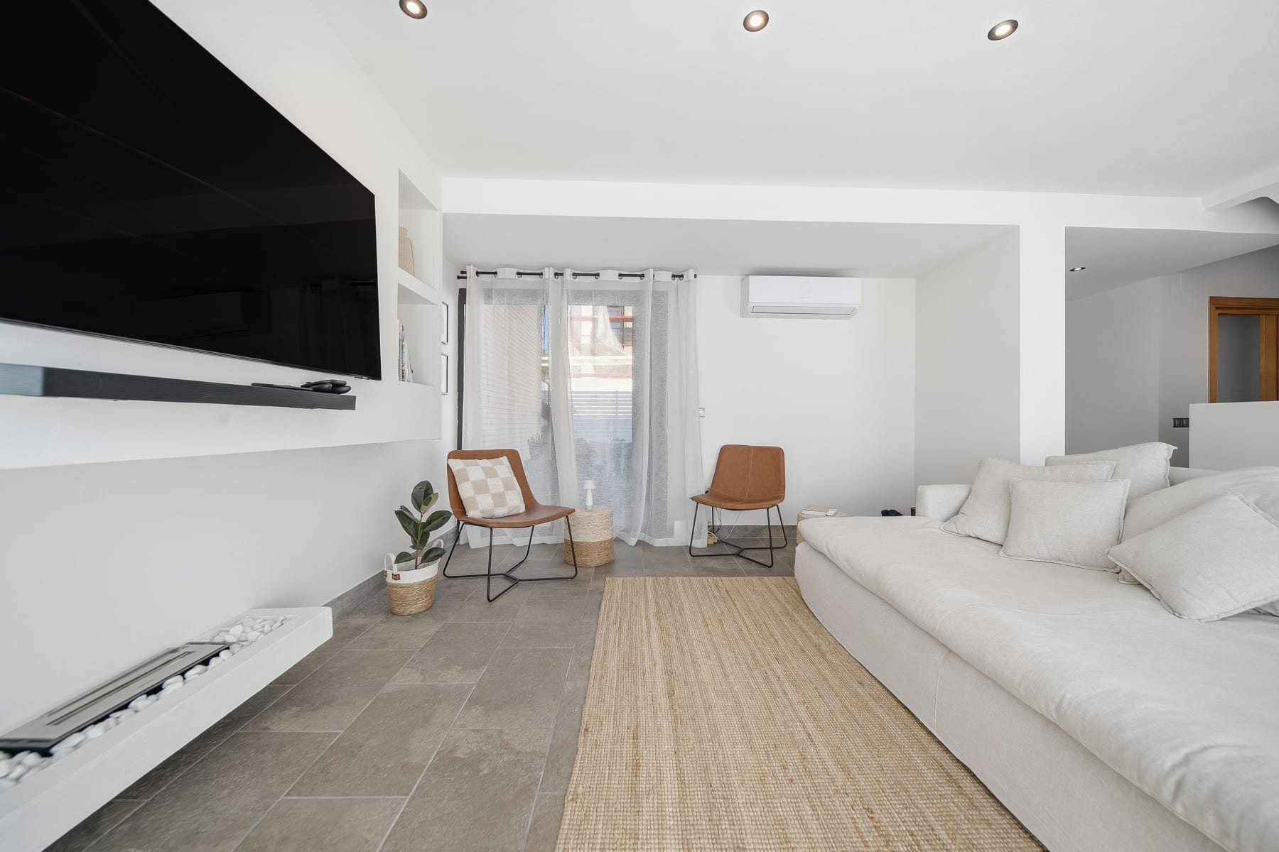 Casa en pleno centro de Roses con jardín y piscina comunitaria — 18