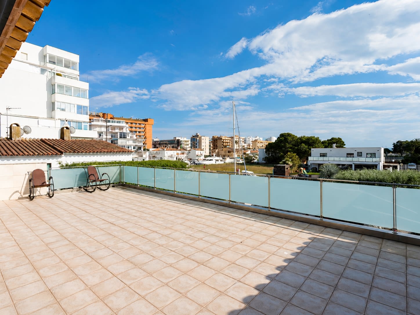 Casa moderna en Santa Margarita con 22m de amarre — 29