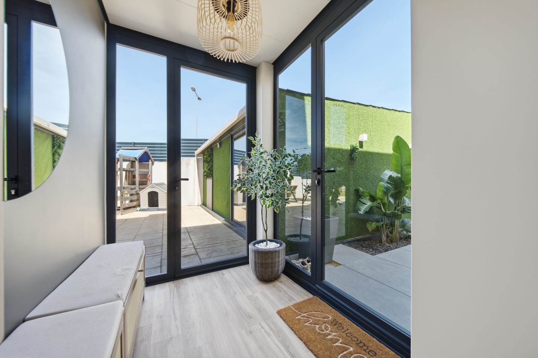 CASA CON PISCINA Y ACABADOS DE ALTA CALIDAD CON VISTAS PANORÁMICAS — 34
