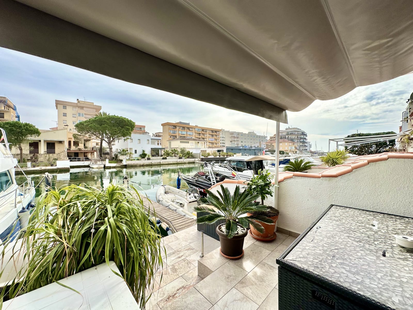Casa con amarre privado y garaje en Santa Margarita — 10
