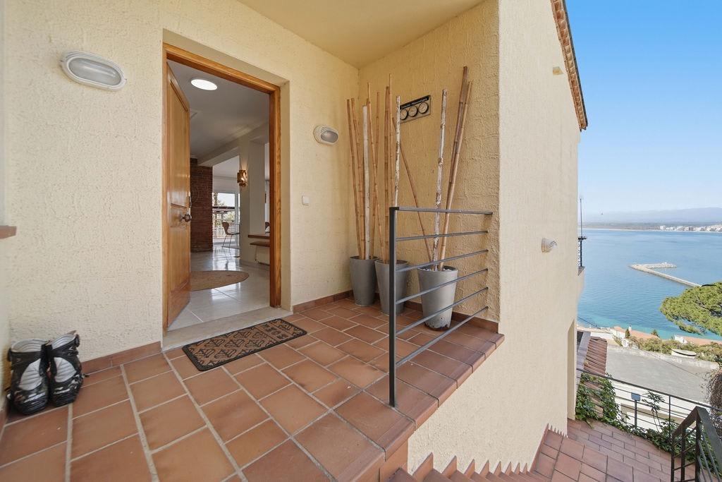 Casa con piscina con vistas panorámicas a la bahía de roses  — 42