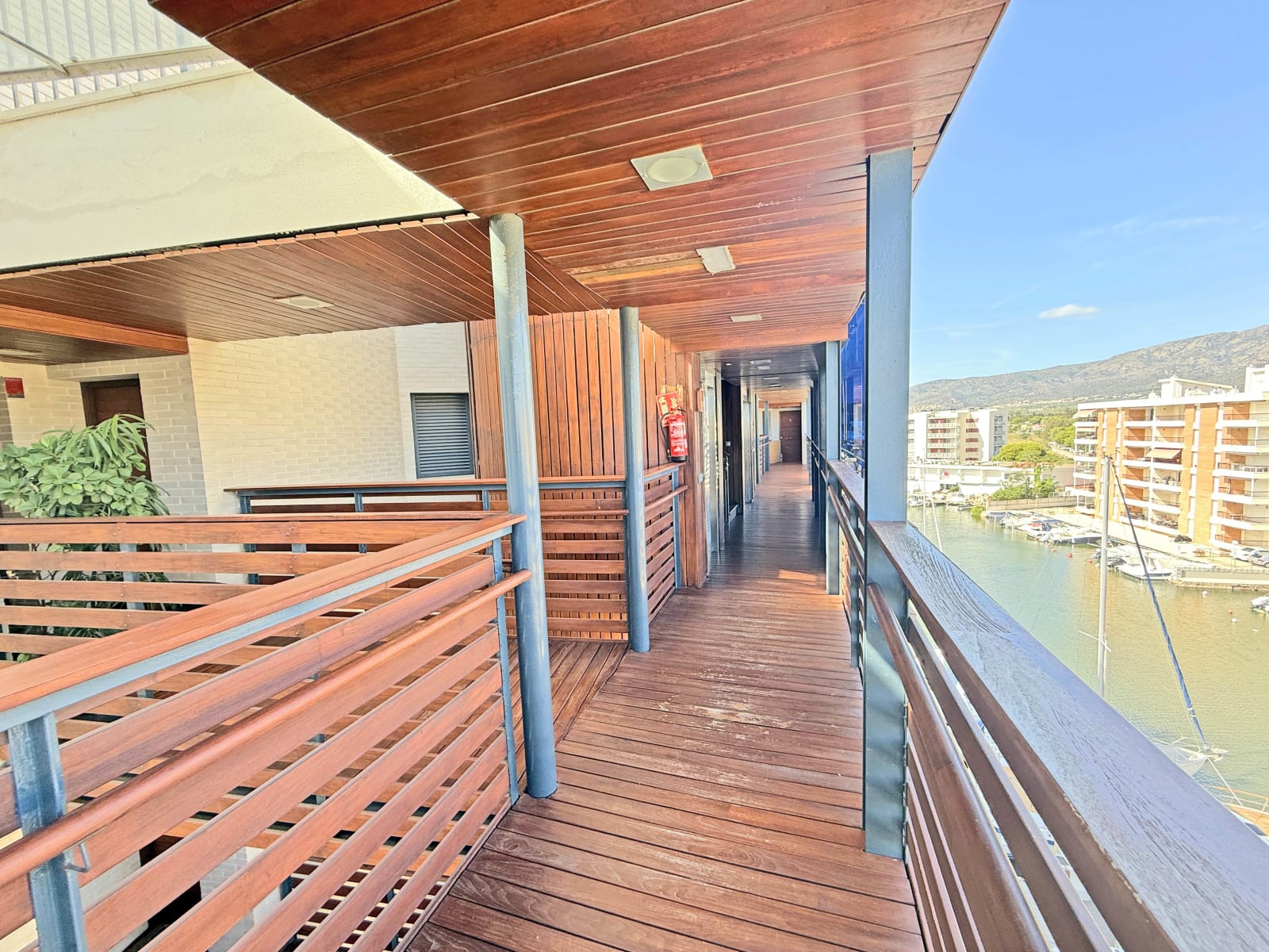 Espectacular apartamento con piscina en Santa Margarita — 77